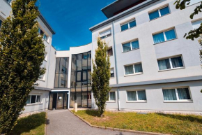 Отель Zenitude Hôtel-Résidences Les Hauts d'Annecy  Анси